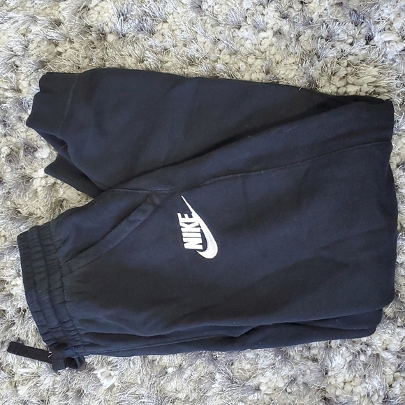 Nike Other - Black Nike Sweatpants size medium